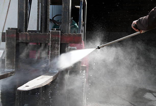 Best Deck Pressure Washing  in West Lealman, FL