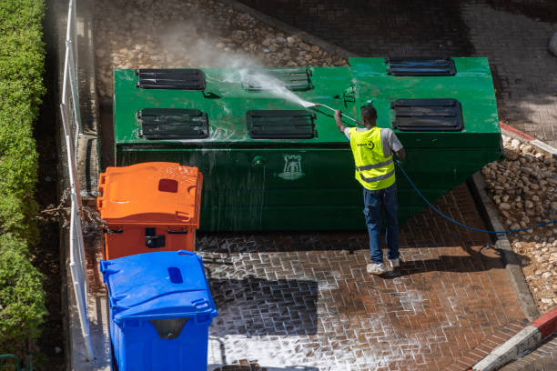Best Garage Pressure Washing  in West Lealman, FL